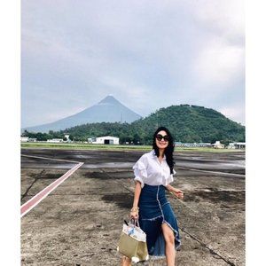 NEW Zara Blue Denim Frayed Slit Skirt